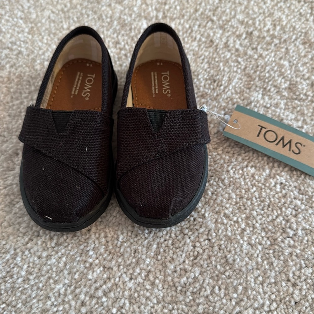 TODDLER Toms